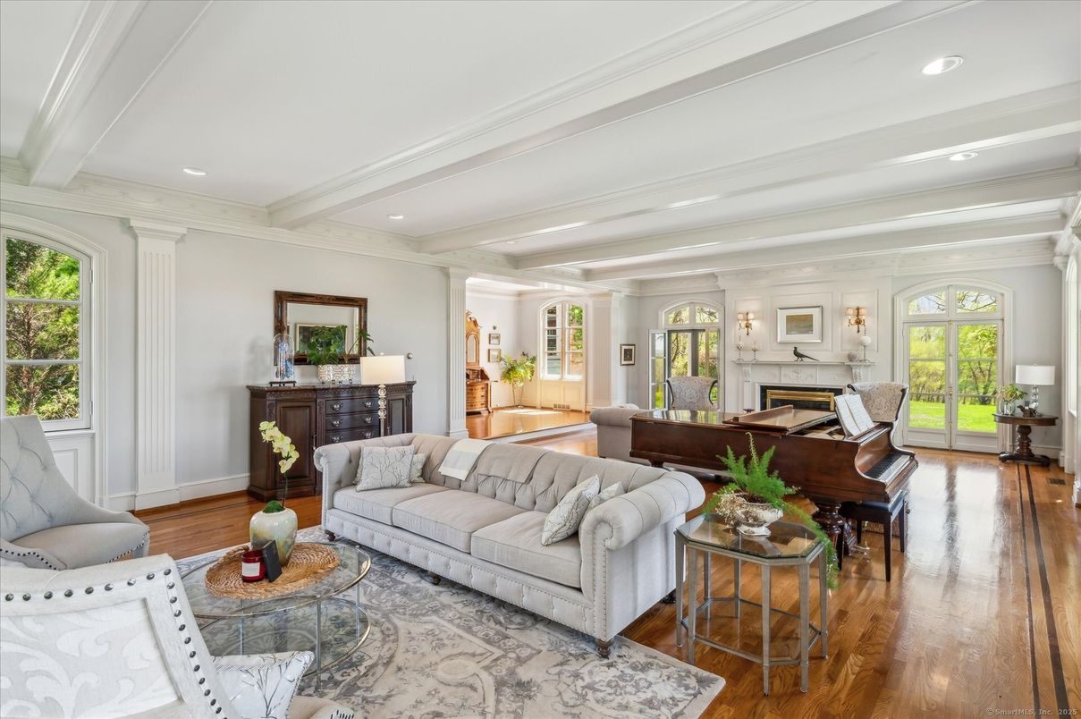 Fireplace, Interior, Living room, Piano, Recessed Lighting, Wood Texture Flooring