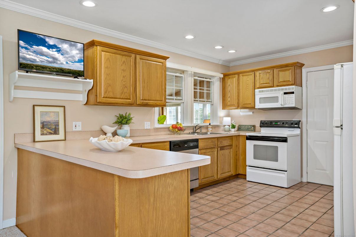 Interior, Kitchen, Recessed Lighting