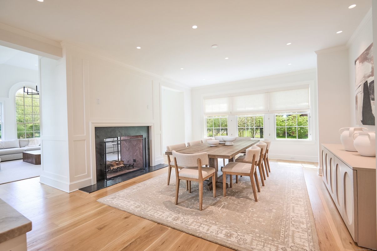 Dining room, Fireplace, Interior, Recessed Lighting, Wood Texture Flooring