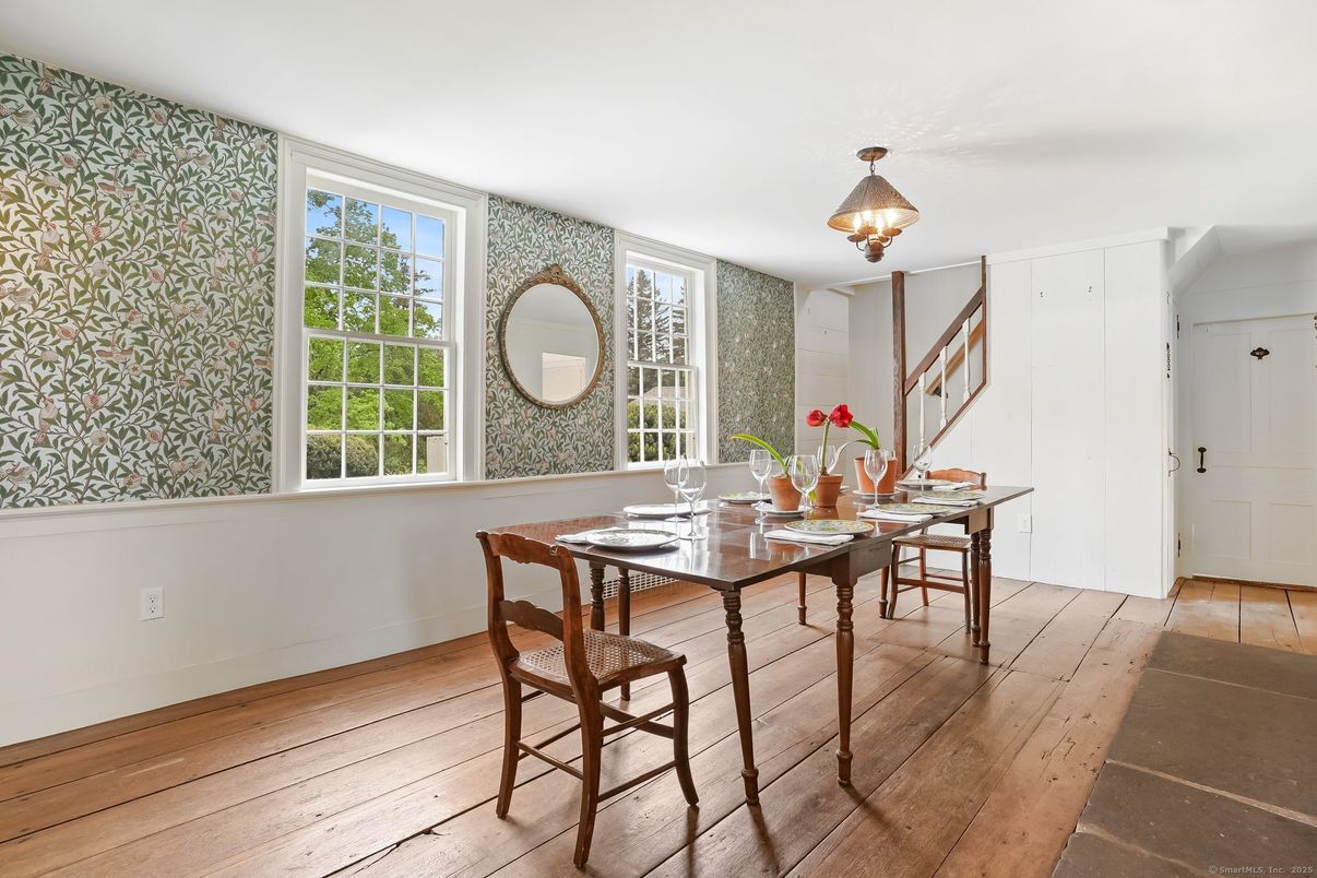Dining room, Interior, Wood Texture Flooring
