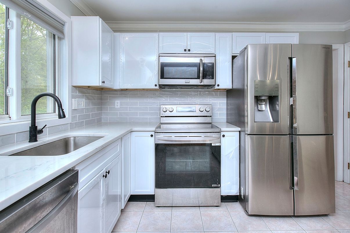 Interior, Kitchen, Stainless Steel Appliances