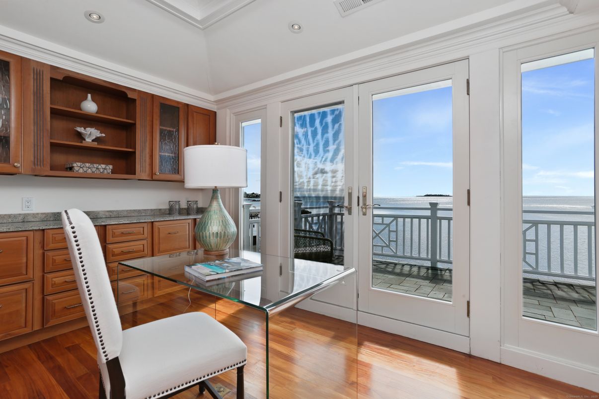 Home Office, Interior, Recessed Lighting, Water, Wood Texture Flooring