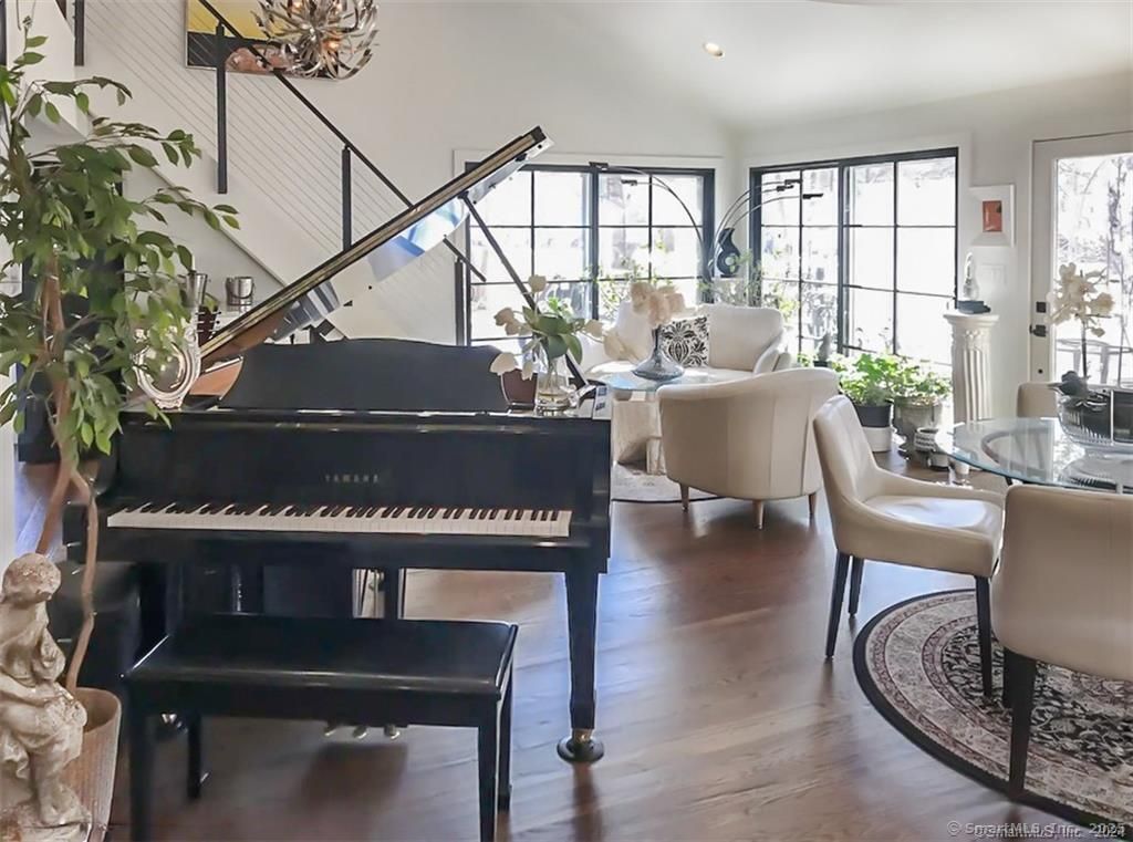 Interior, Living room, Piano, Recessed Lighting, Wood Texture Flooring