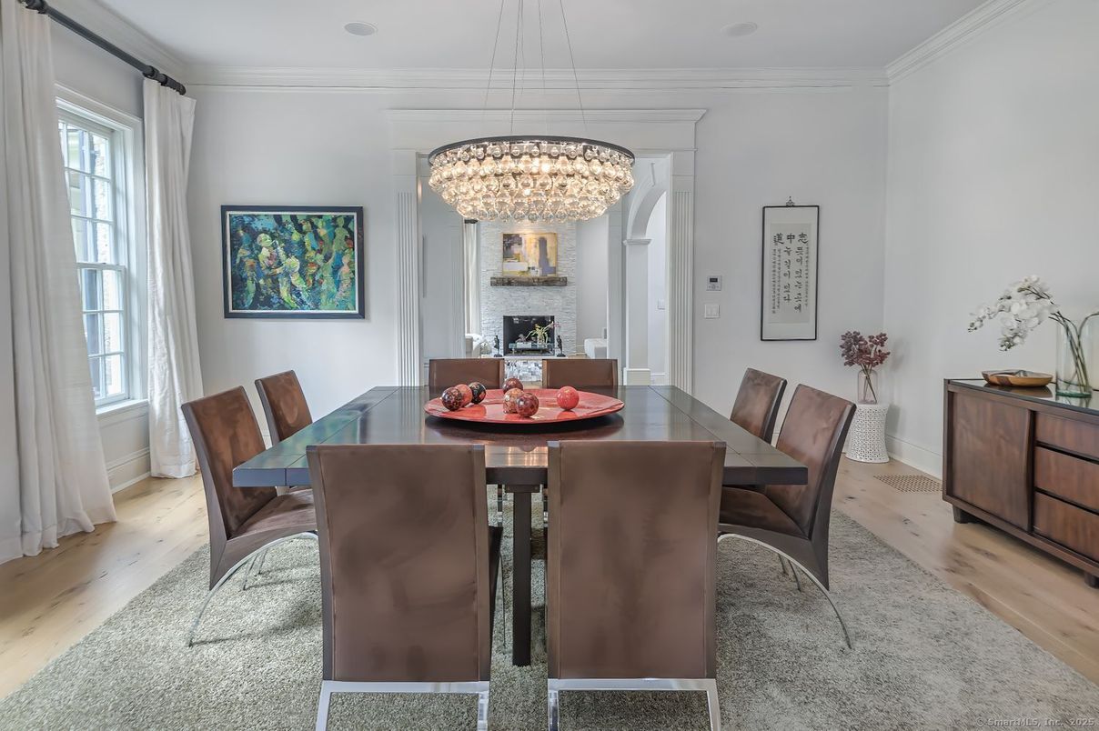 Chandelier, Dining room, Fireplace, Interior, Wood Texture Flooring