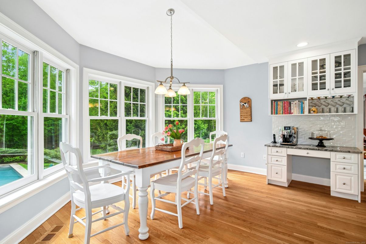 Dining room, Interior, Pendant Lights, Recessed Lighting, Wood Texture Flooring