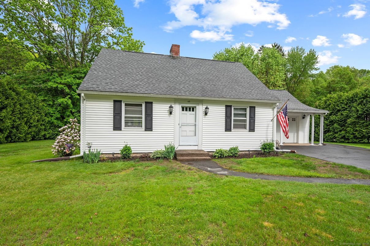 Attached, Backyard, Exterior, Facade, Cape Cod