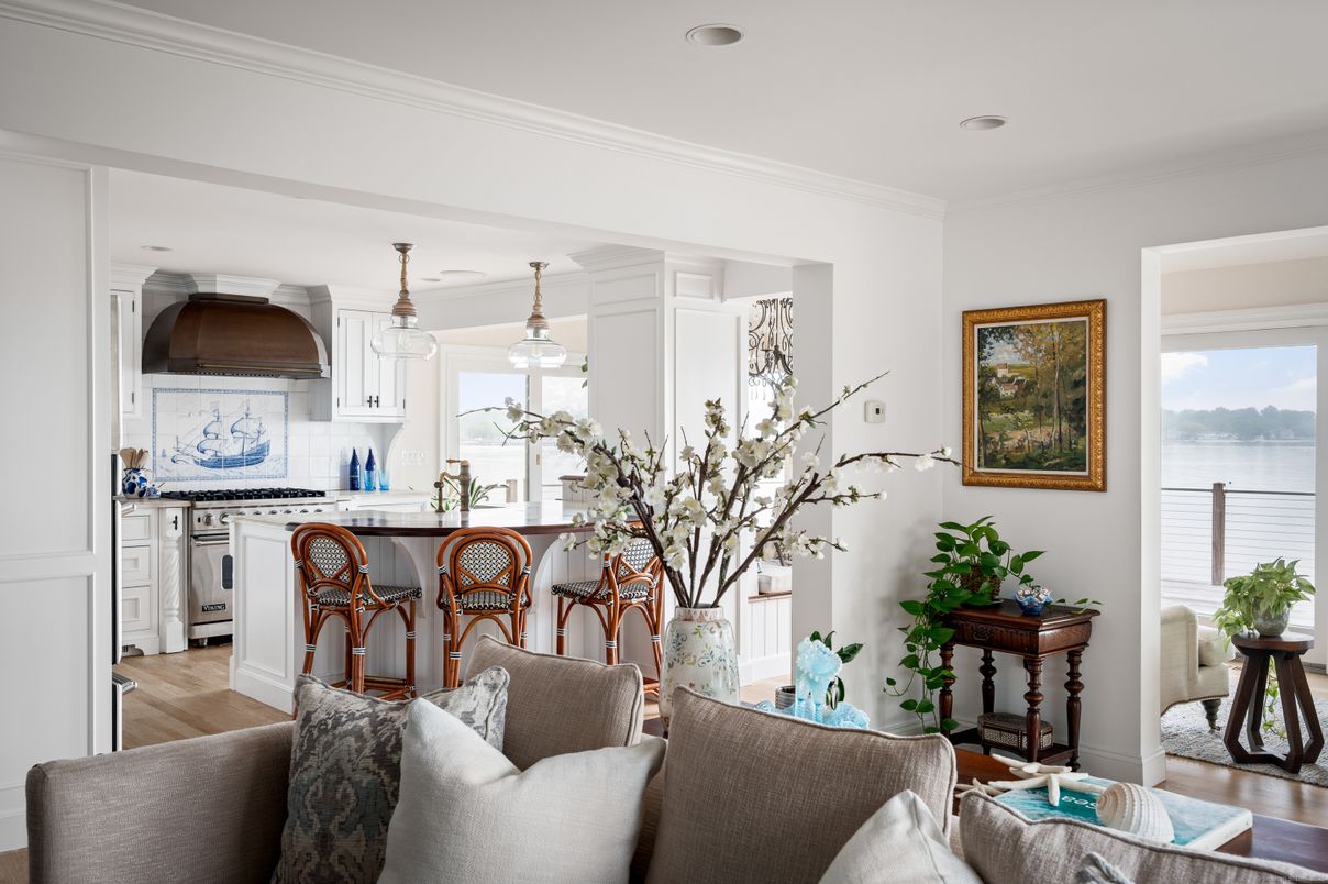 Interior, Kitchen, Living room, Pendant Lights, Recessed Lighting, Water, Wood Texture Flooring