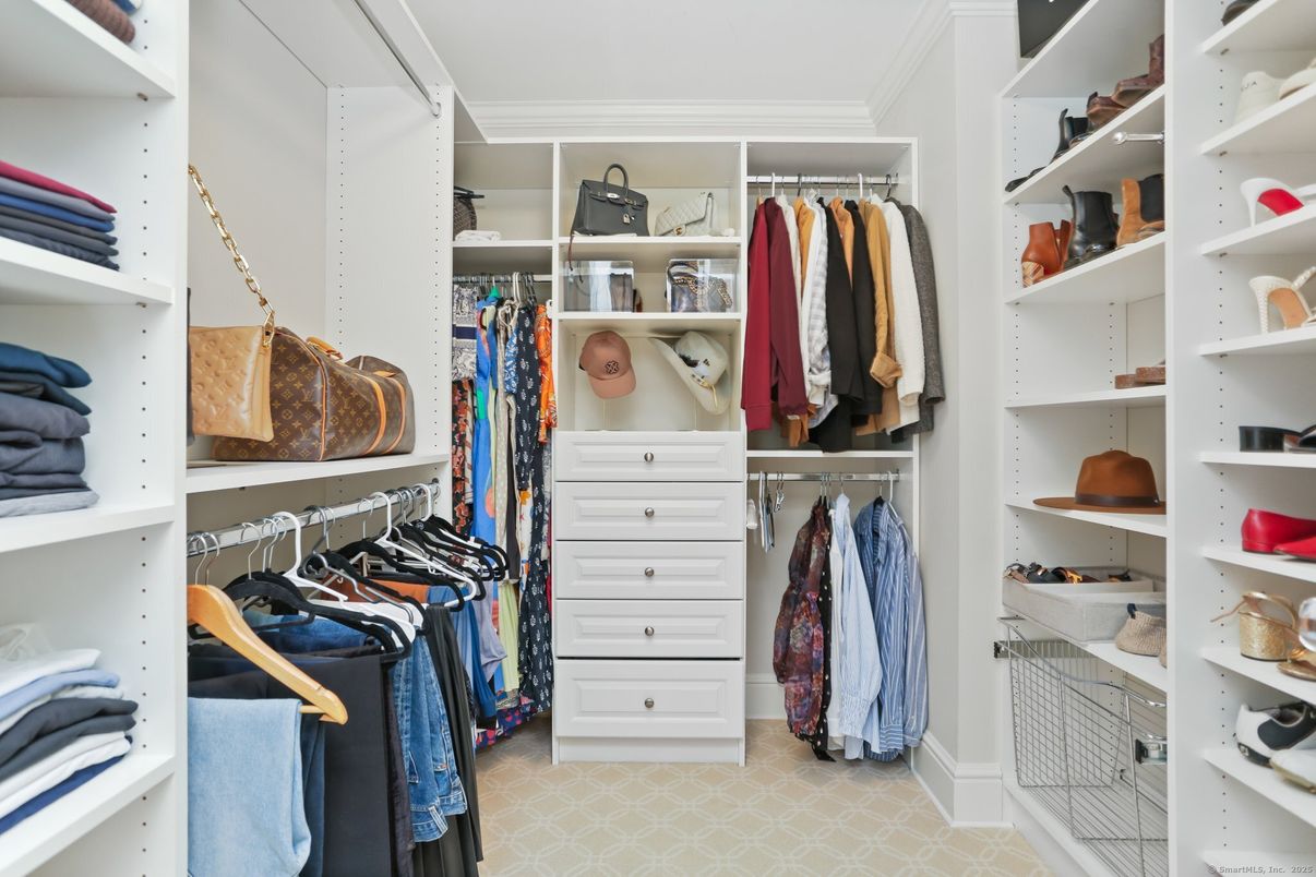 Interior, Walk-in Closets