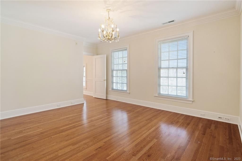 Chandelier, Empty room, Interior, Wood Texture Flooring