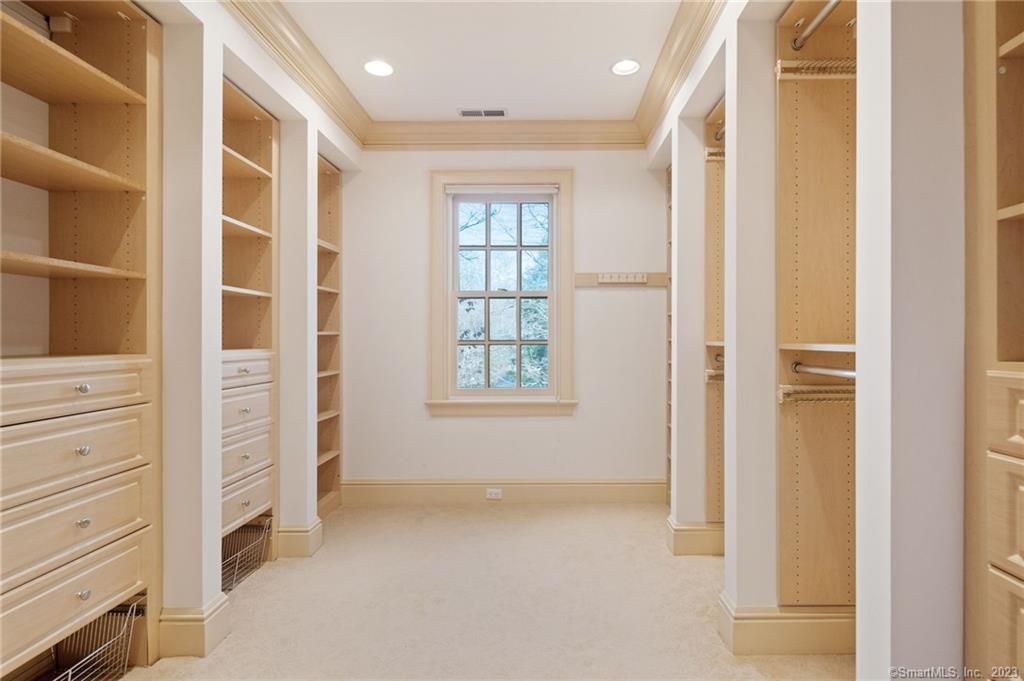 Interior, Recessed Lighting, Walk-in Closets