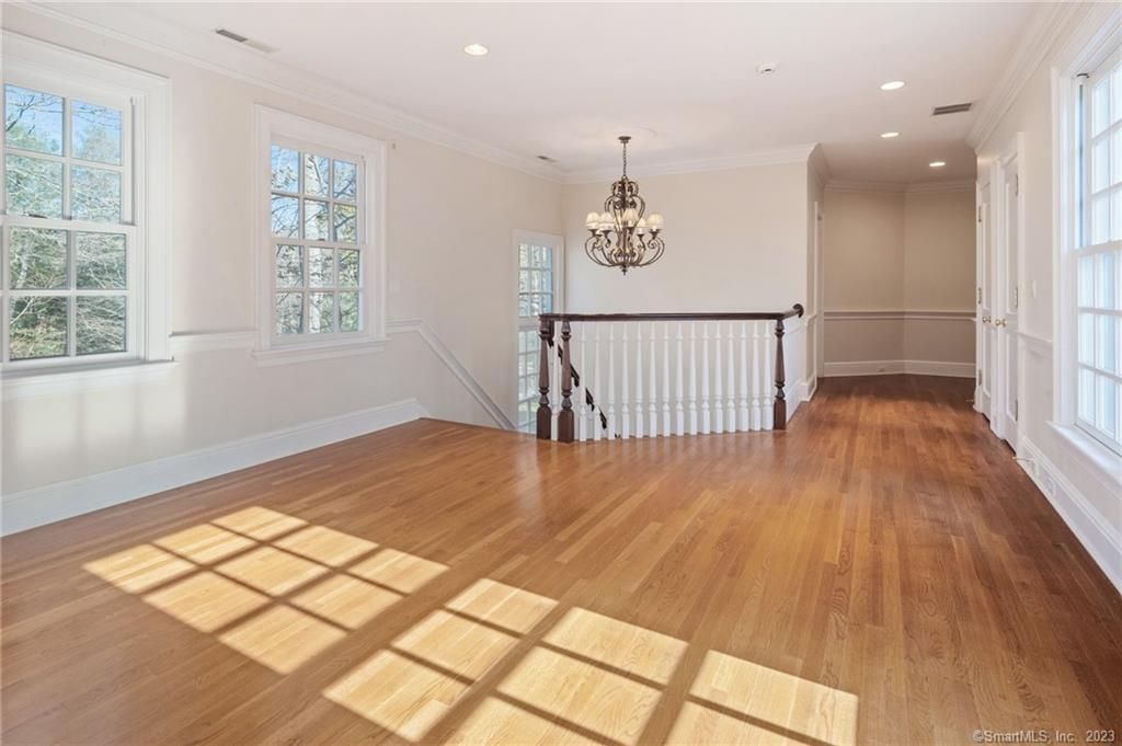 Chandelier, Empty room, Interior, Recessed Lighting, Wood Texture Flooring