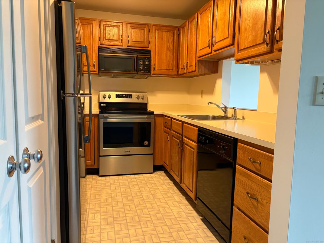Interior, Kitchen, Stainless Steel Appliances