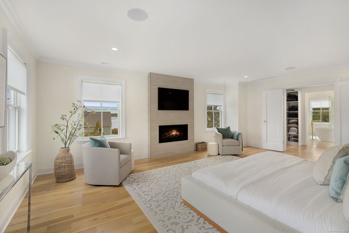 Bedroom, Fireplace, Interior, Recessed Lighting, Wood Texture Flooring