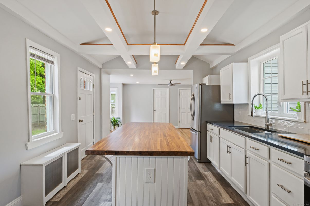 Interior, Kitchen, Pendant Lights, Recessed Lighting, Wood Texture Flooring