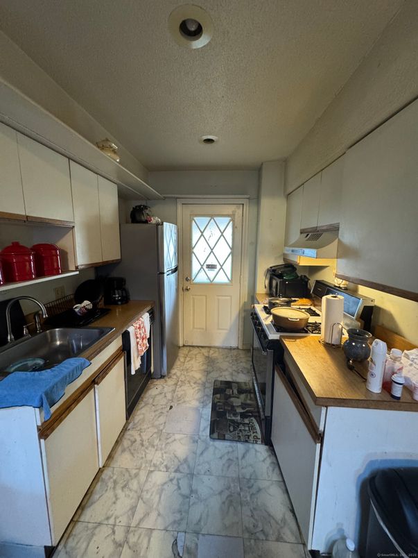 Interior, Kitchen, Marble, Recessed Lighting