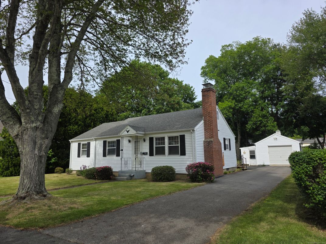 Detached Garage, Exterior, Facade, Cape Cod