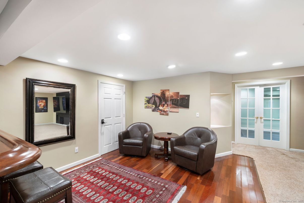 Interior, Recessed Lighting, Wood Texture Flooring