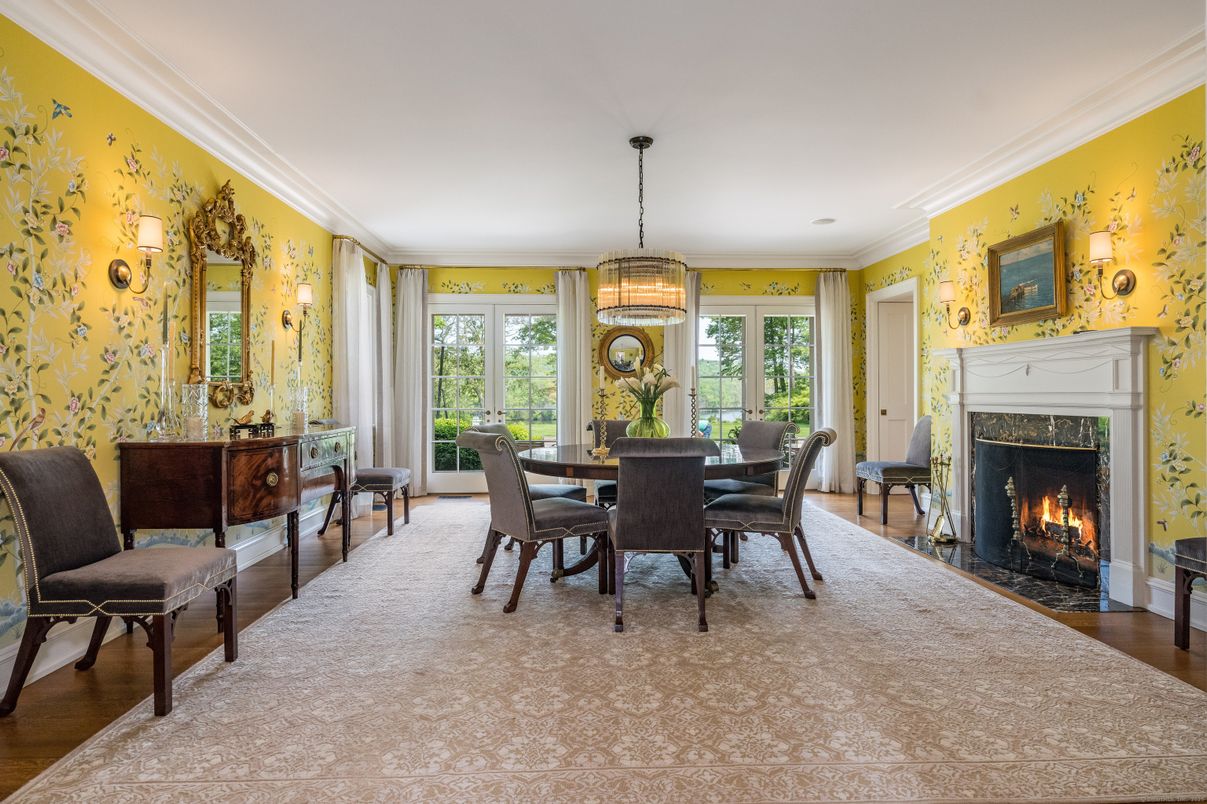 Chandelier, Dining room, Fireplace, Interior, Pendant Lights, Wood Texture Flooring