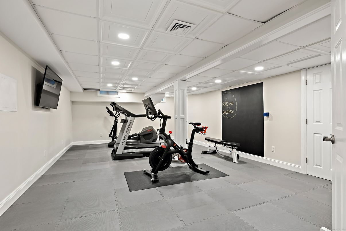 Fitness Equipment, Interior, Recessed Lighting