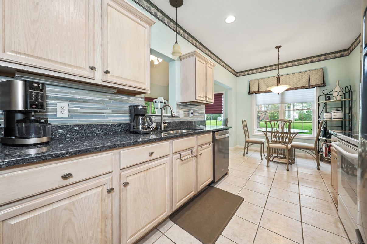 Dining room, Interior, Kitchen, Pendant Lights, Recessed Lighting