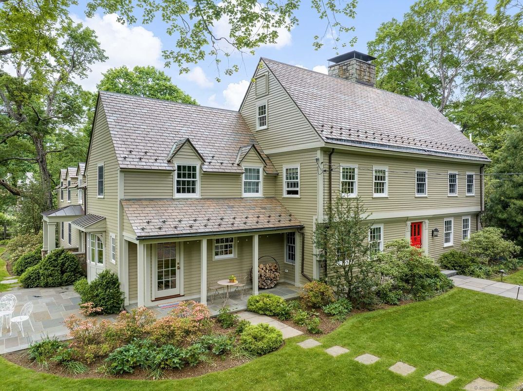Exterior, Facade, Cape Cod