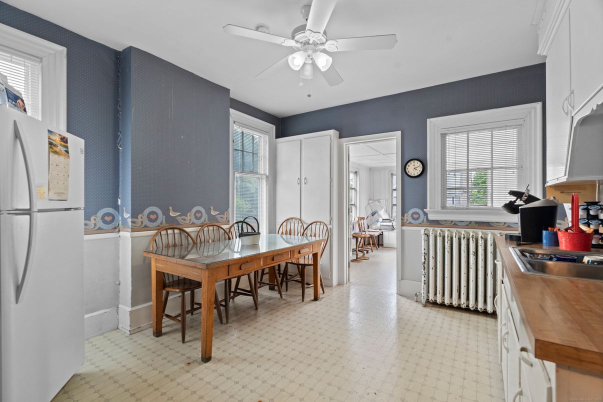Dining room, Interior
