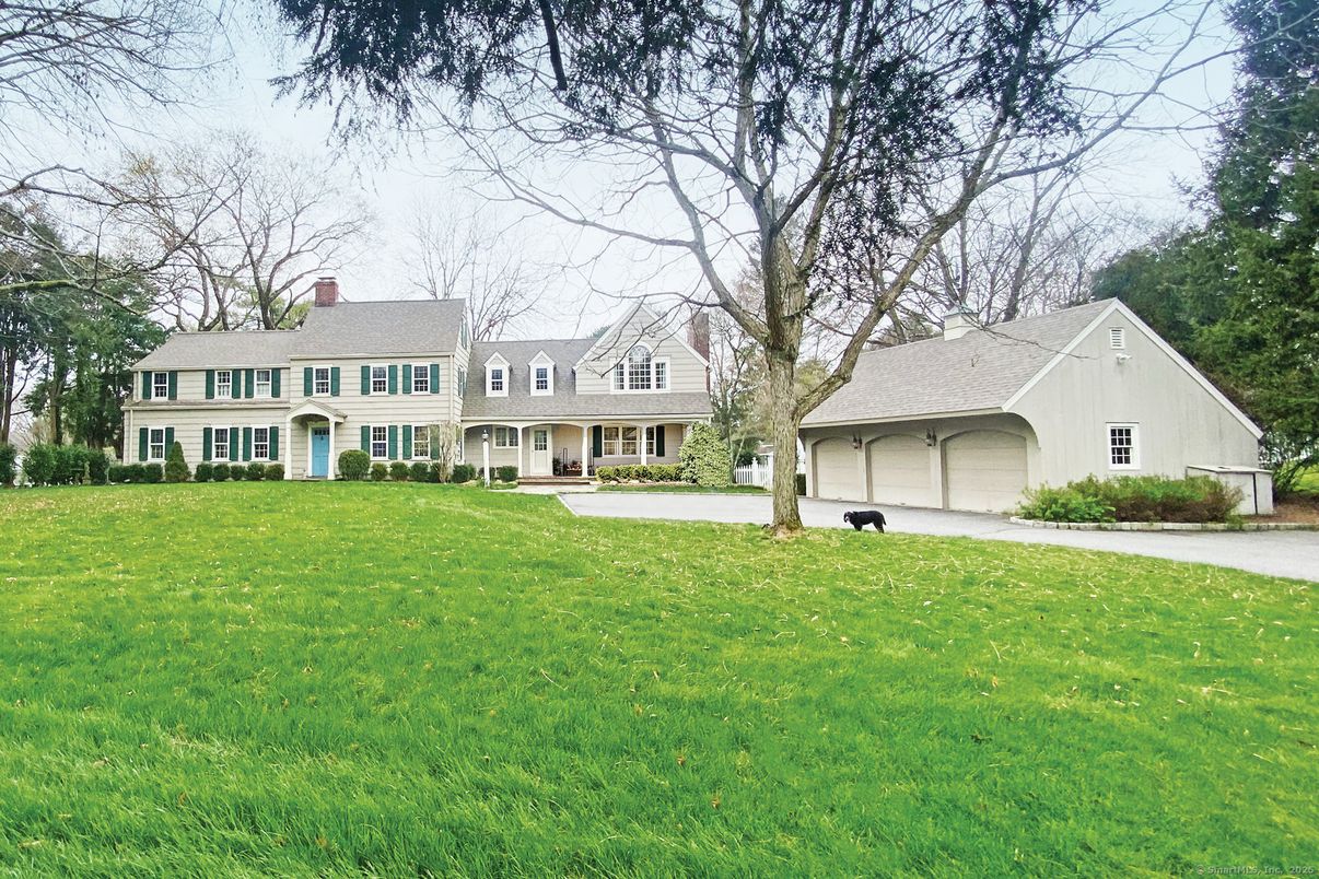 Attached, Backyard, Exterior, Facade, Farmhouse