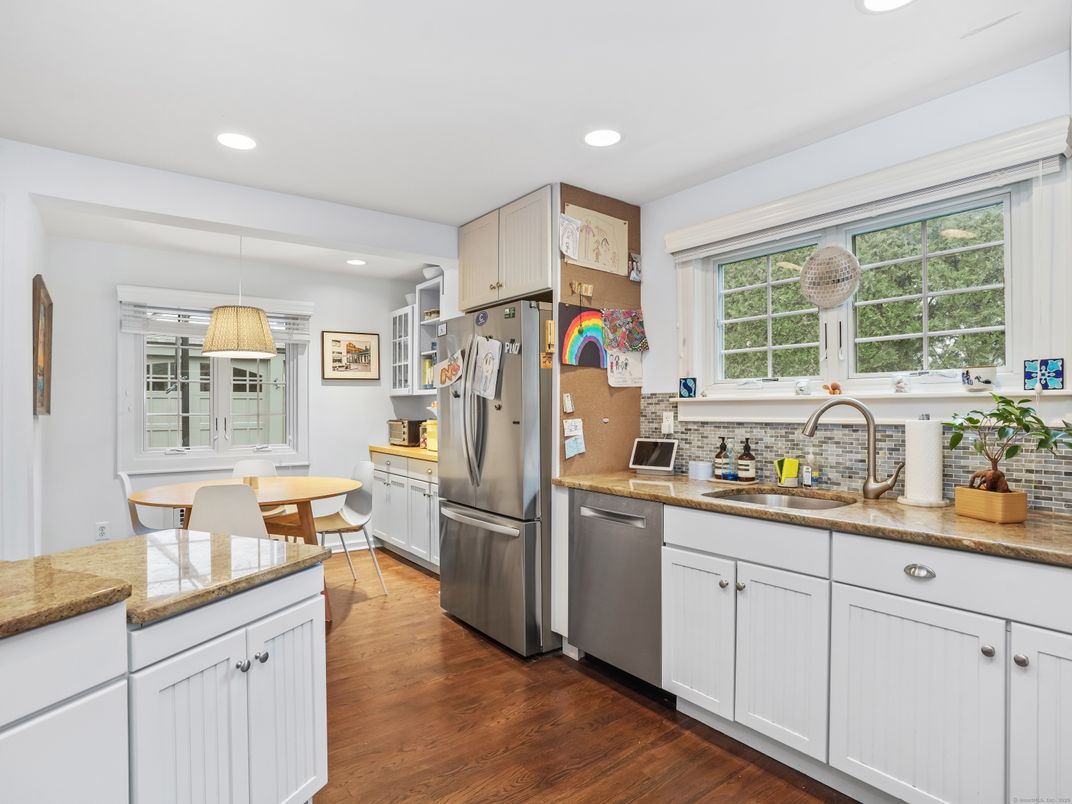 Dining room, Interior, Kitchen, Recessed Lighting, Wood Texture Flooring