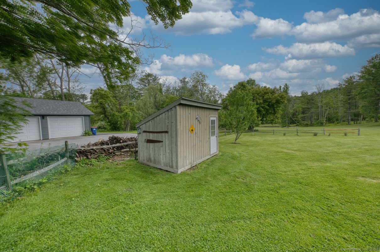 Backyard, Detached Garage, Exterior