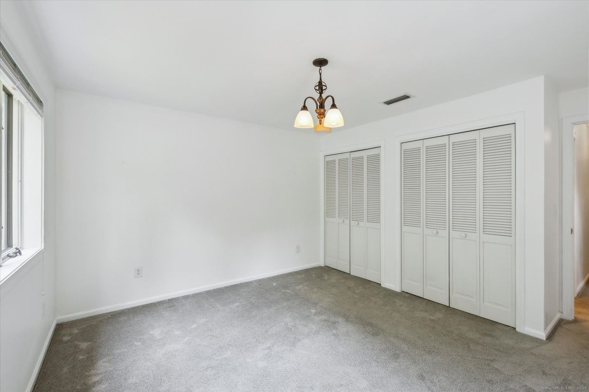 Chandelier, Empty room, Interior
