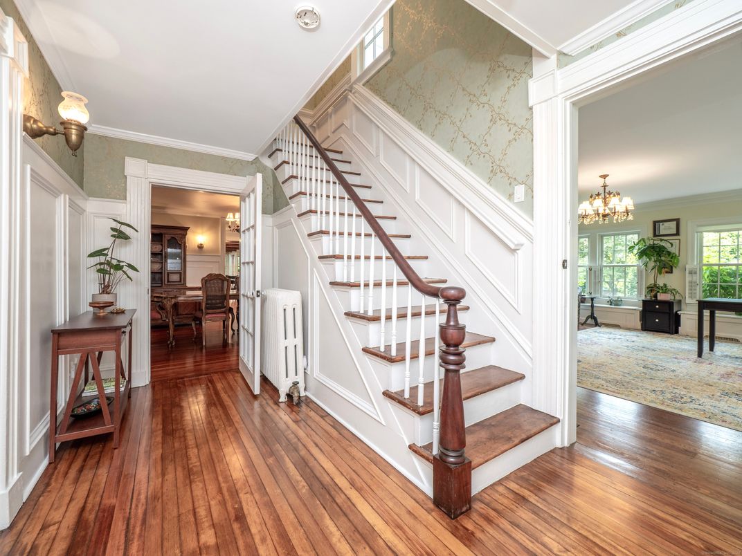 Chandelier, Interior, Wood Texture Flooring