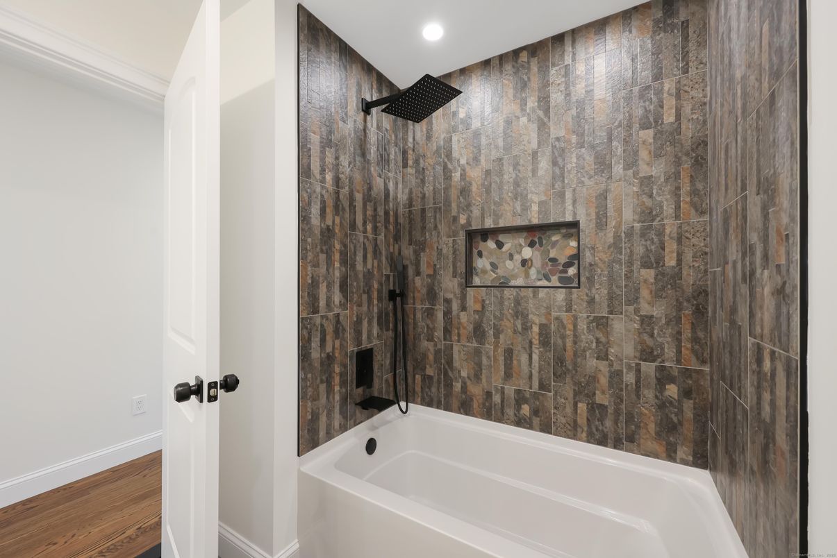 Bathroom, Interior, Recessed Lighting, Wood Texture Flooring