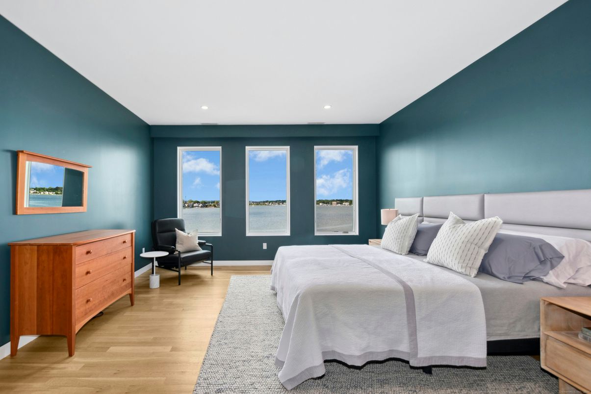 Bedroom, Interior, Recessed Lighting, Water, Wood Texture Flooring