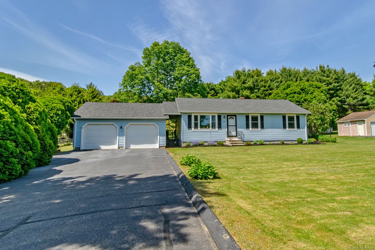 Attached, Backyard, Exterior, Facade, Cape Cod