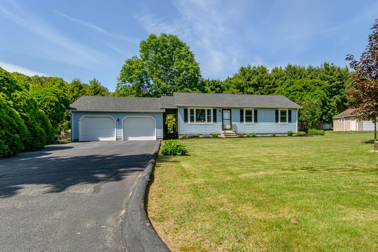 Attached, Backyard, Exterior, Facade, Ranch