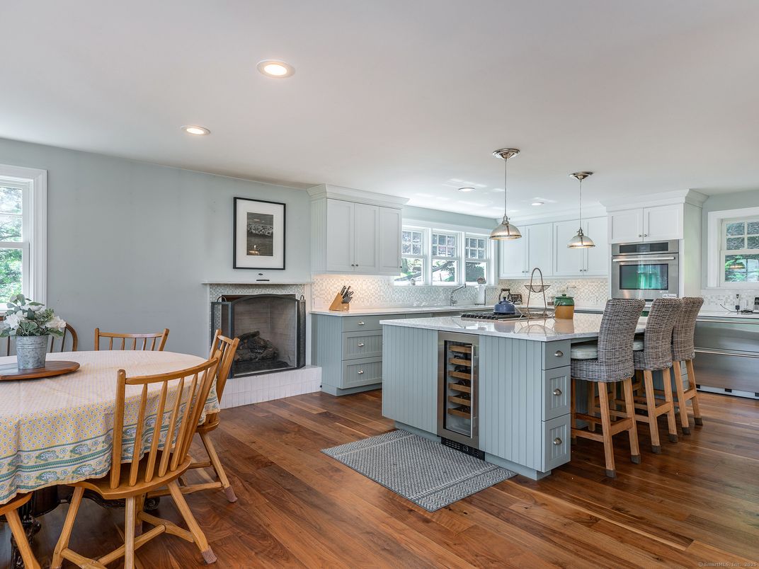 Fireplace, Interior, Kitchen, Pendant Lights, Recessed Lighting, Wood Texture Flooring