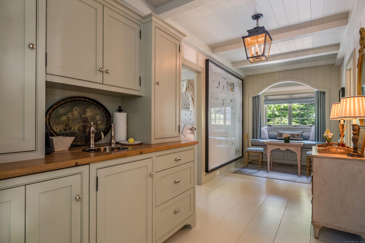 Dining room, Interior, Pendant Lights