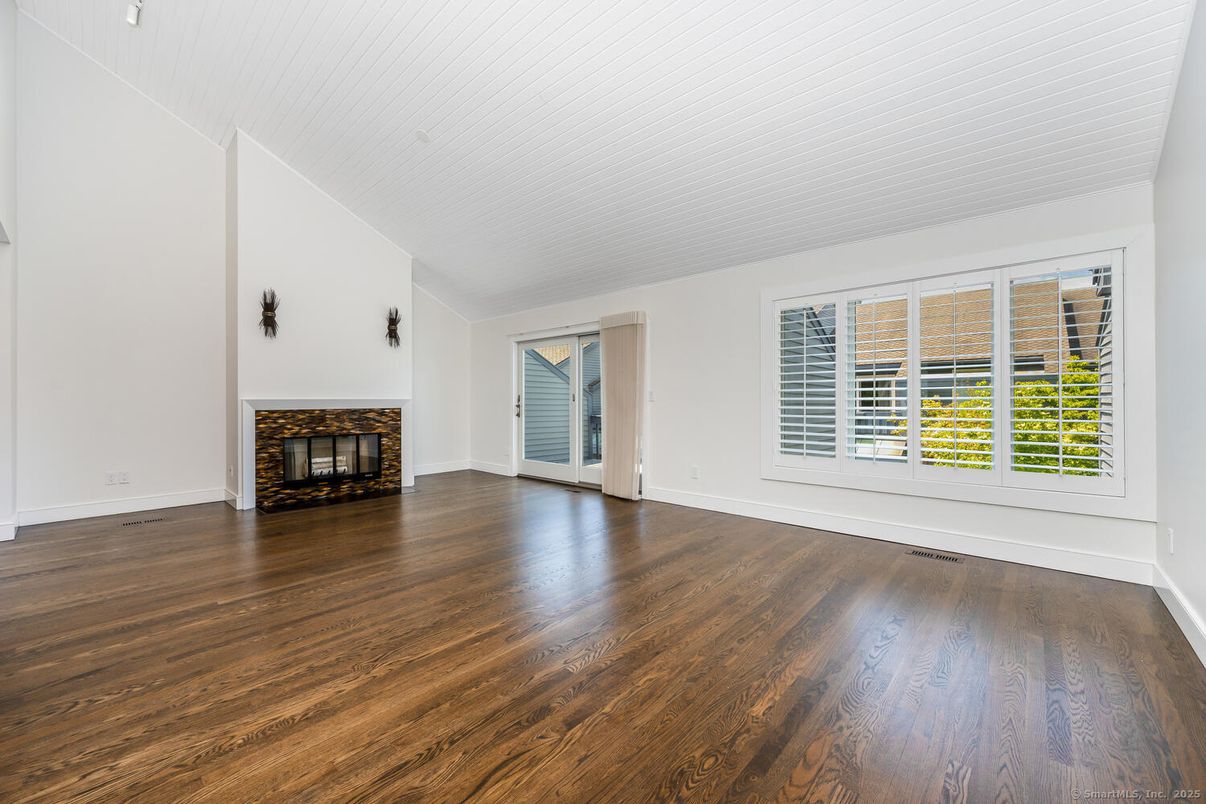 Empty room, Fireplace, Interior, Wood Texture Flooring