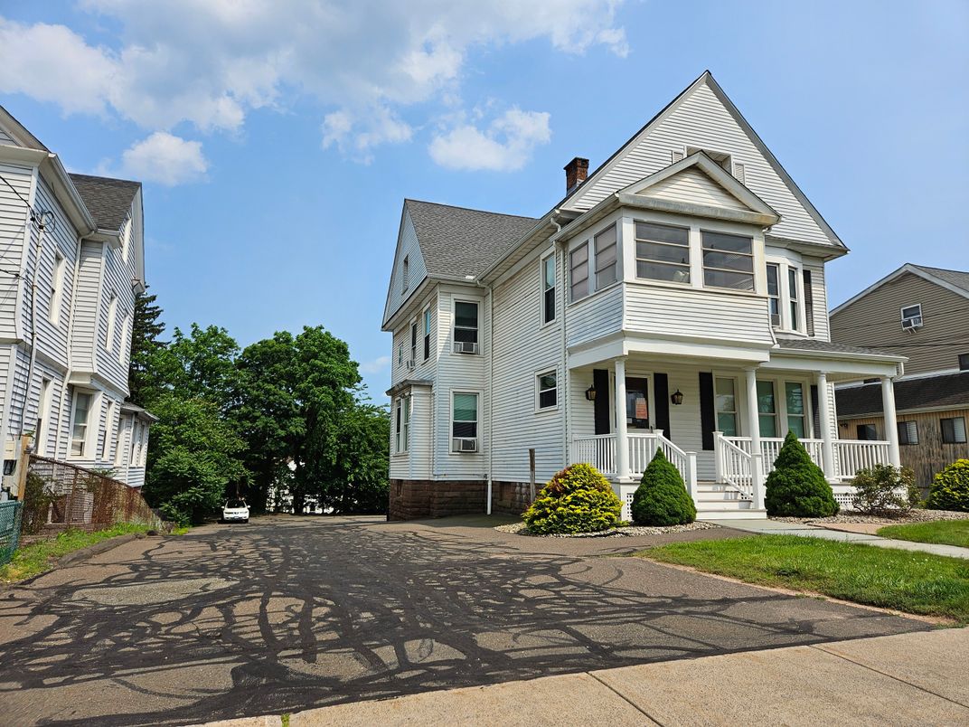 Exterior, Facade, Queen Anne Victorian