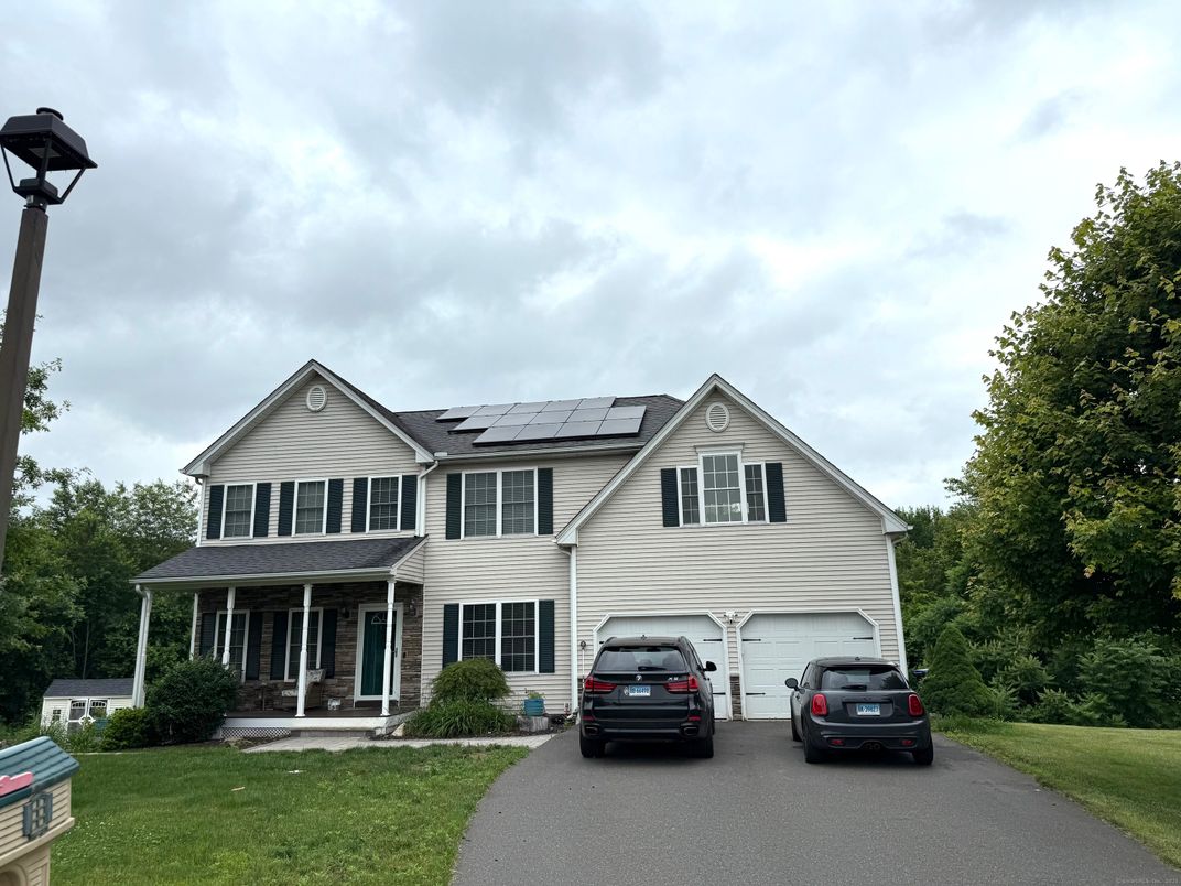 Attached, Exterior, Facade, Solar Panels, Queen Anne Victorian