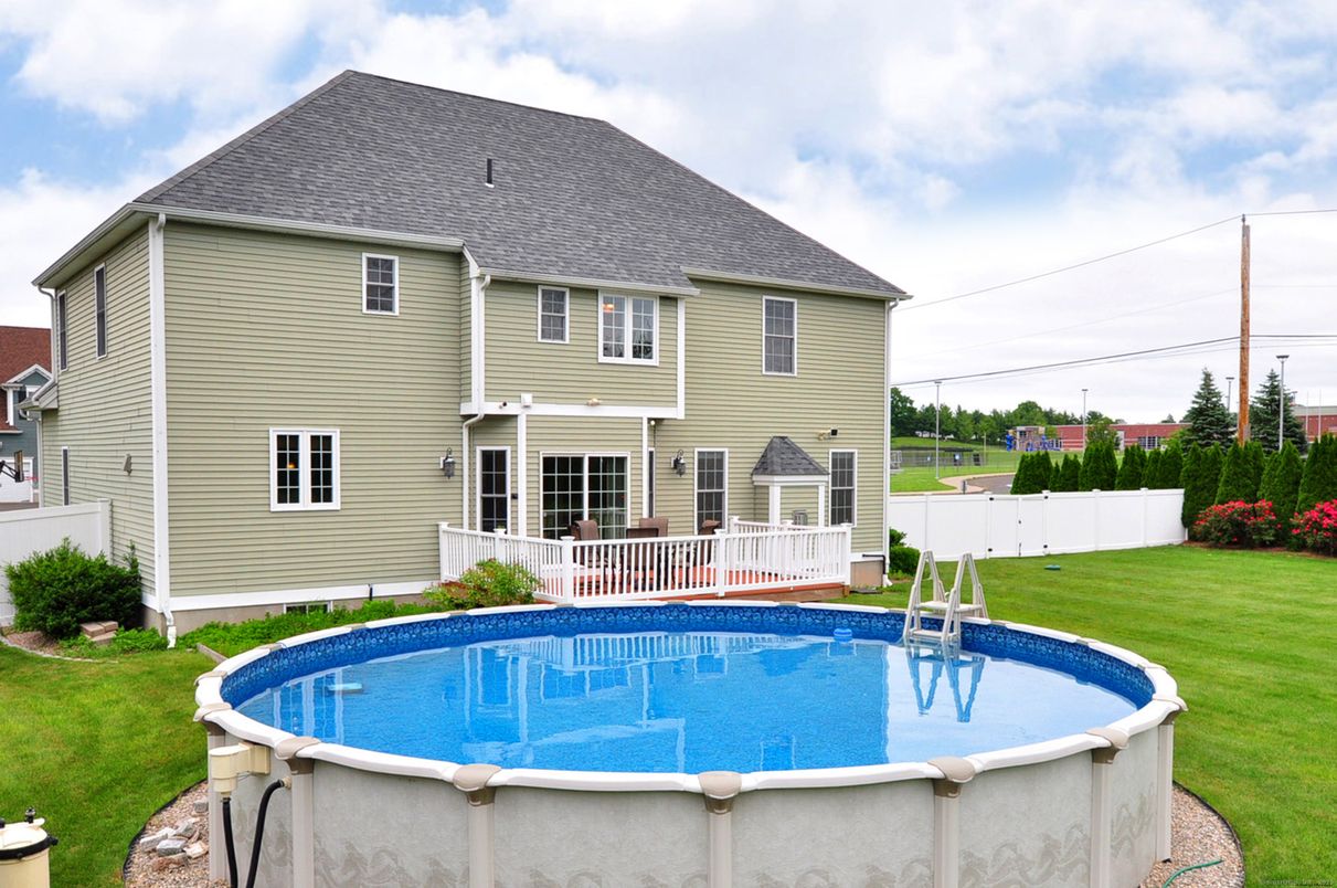 Backyard, Exterior, Pool