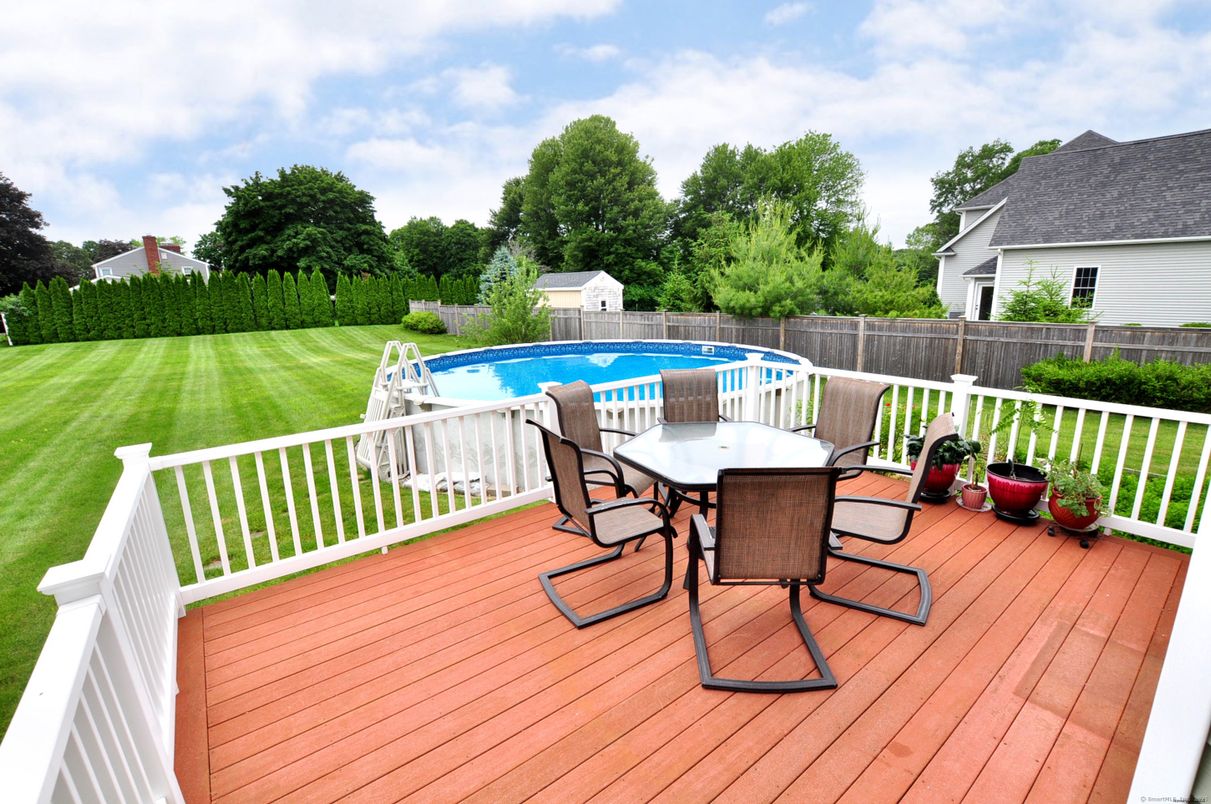 Backyard, Exterior, Pool