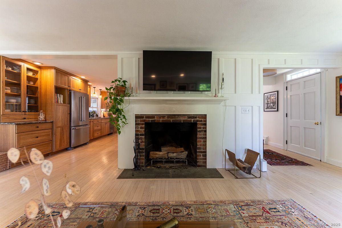 Fireplace, Interior, Kitchen, Wood Texture Flooring