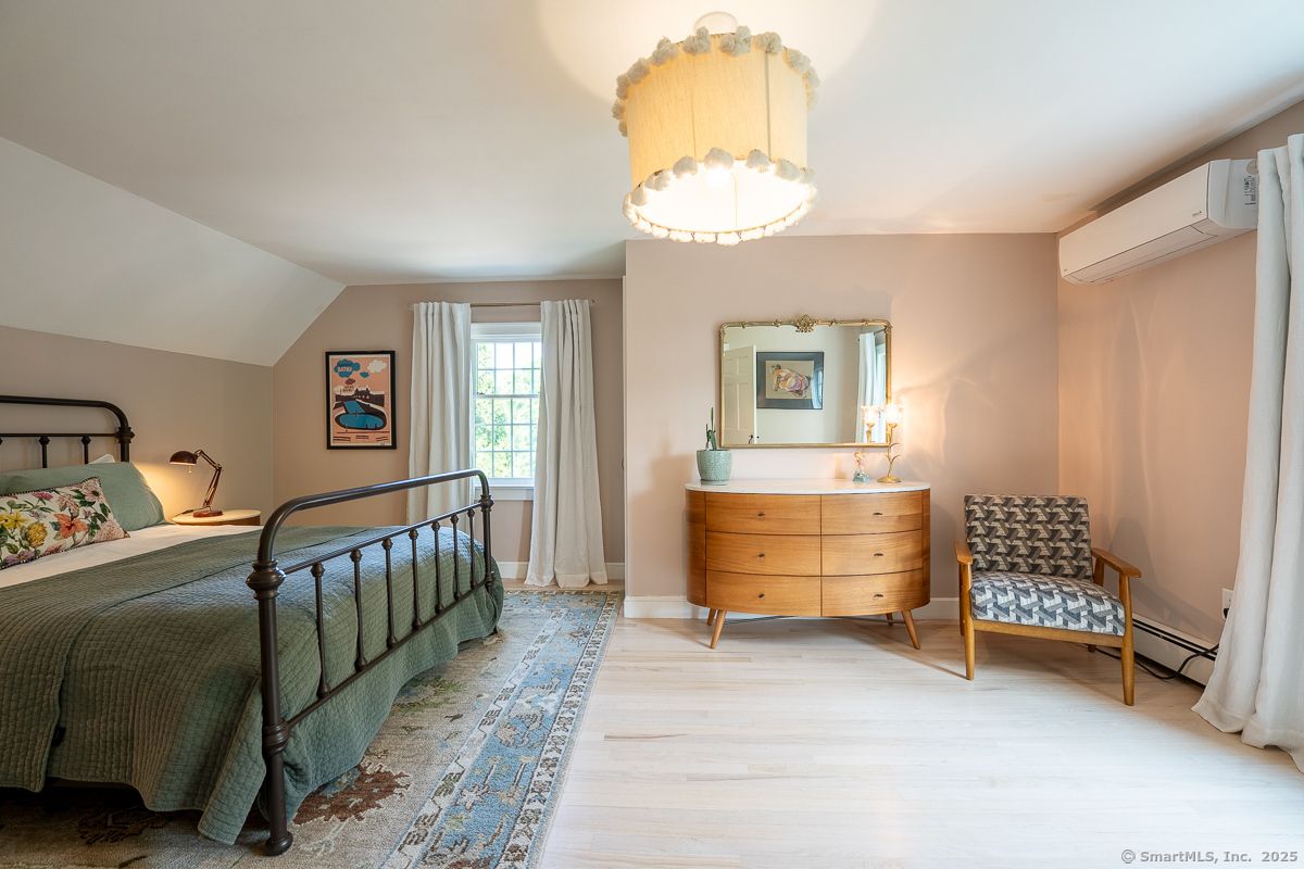 Bedroom, Interior, Pendant Lights, Wood Texture Flooring