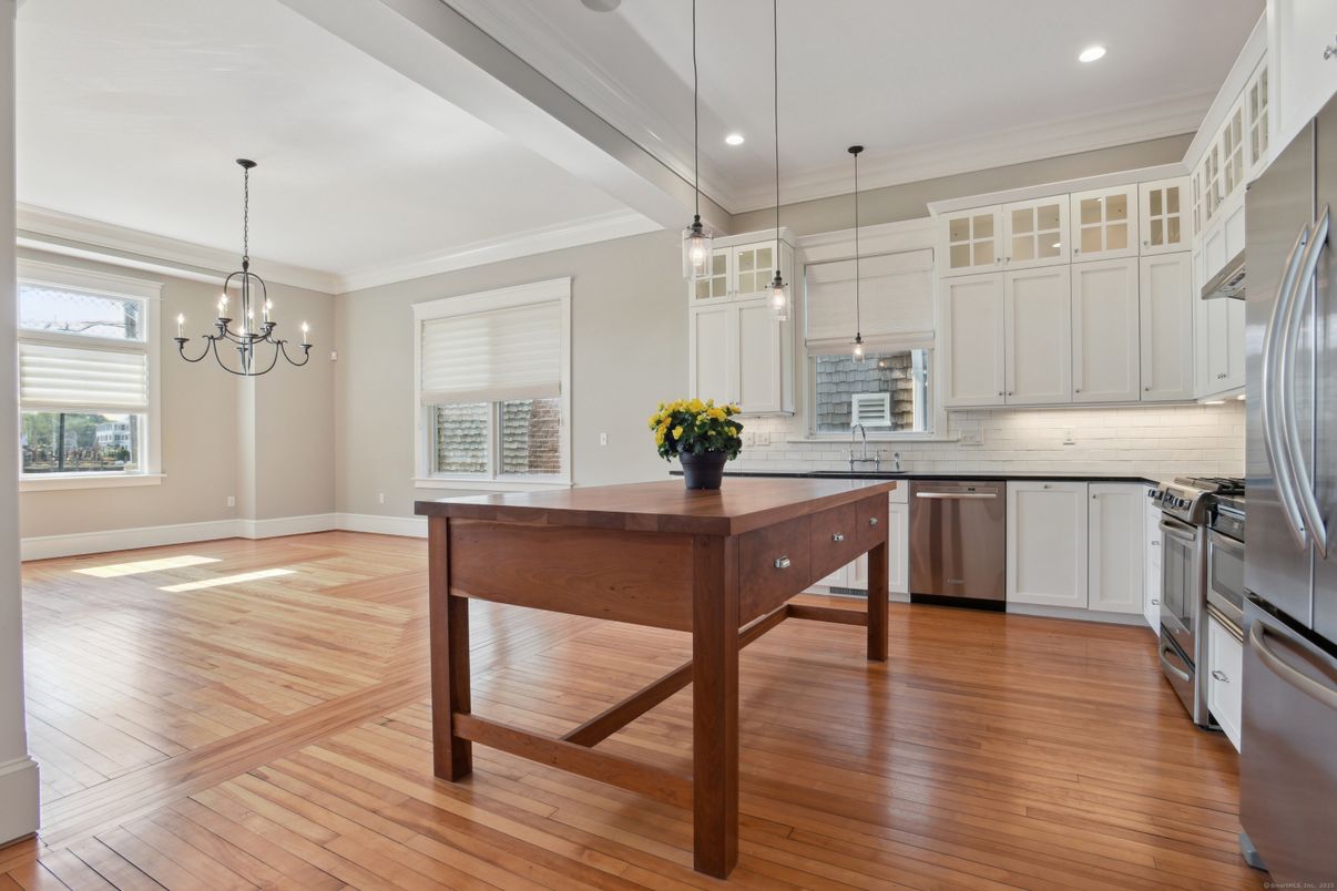 Chandelier, Interior, Kitchen, Pendant Lights, Recessed Lighting, Stainless Steel Appliances, Wood Texture Flooring