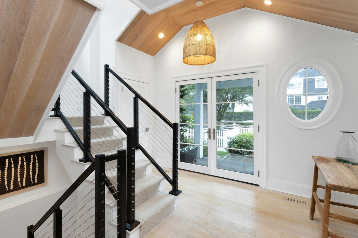 Interior, Pendant Lights, Recessed Lighting, Wooden Ceilings, Wood Texture Flooring