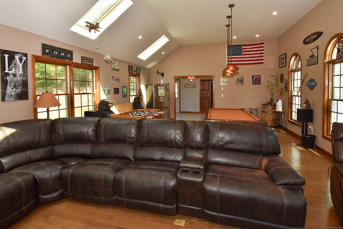 Billiard Table, Game Room, Interior, Living room, Pendant Lights, Recessed Lighting, Wood Texture Flooring