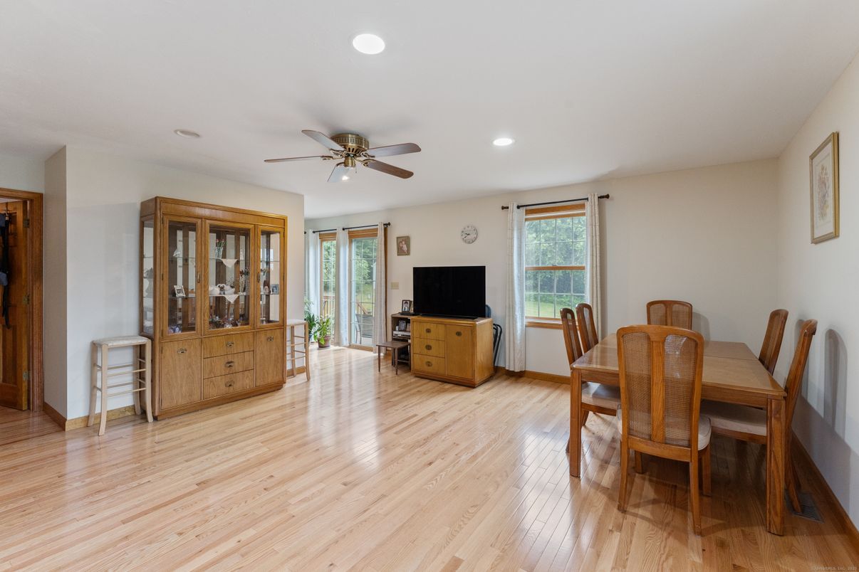 Dining room, Interior, Recessed Lighting, Wood Texture Flooring