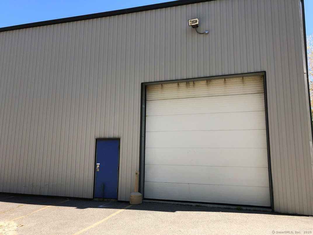 Detached Garage, Exterior