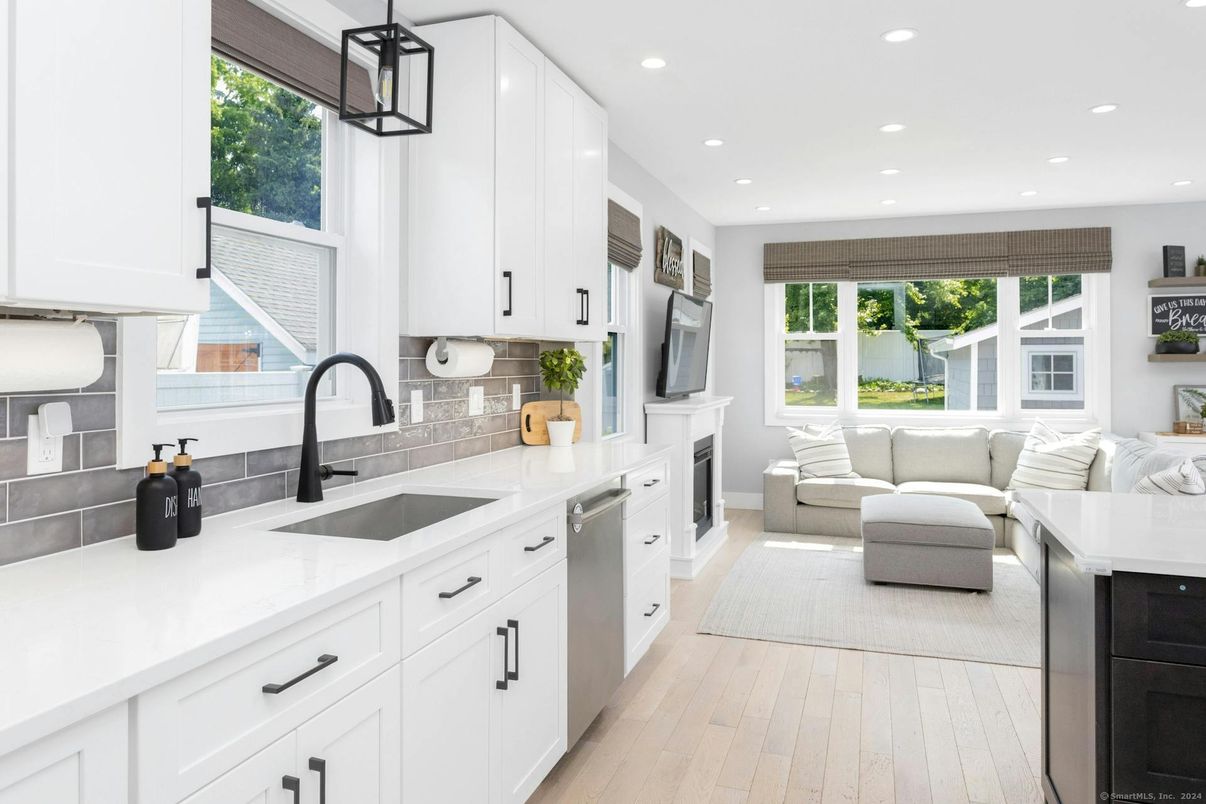 Interior, Kitchen, Living room, Recessed Lighting, Wood Texture Flooring